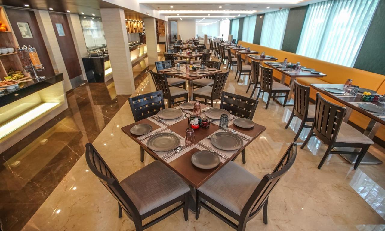 Jaag Hotel Chennai Exterior foto